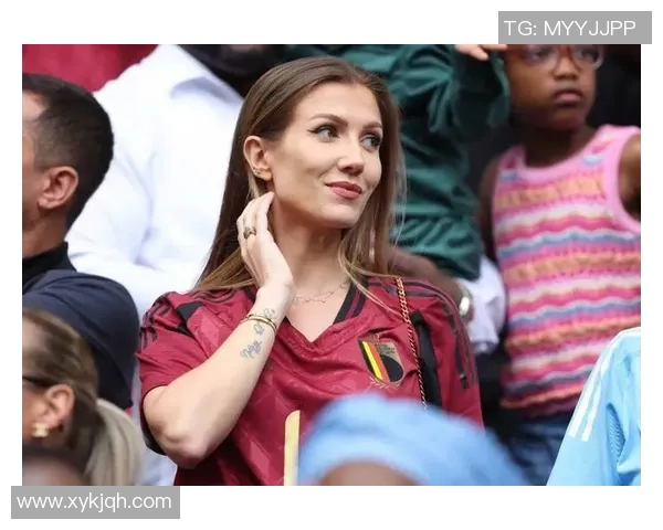 欧洲足球明星的女友模特们揭示时尚与运动的完美结合之道