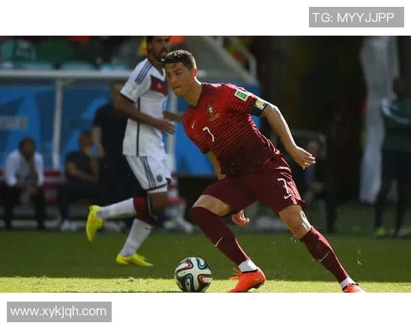 高清头像男足球明星展现魅力与风采的完美瞬间